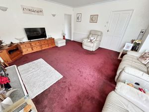 Lounge- click for photo gallery